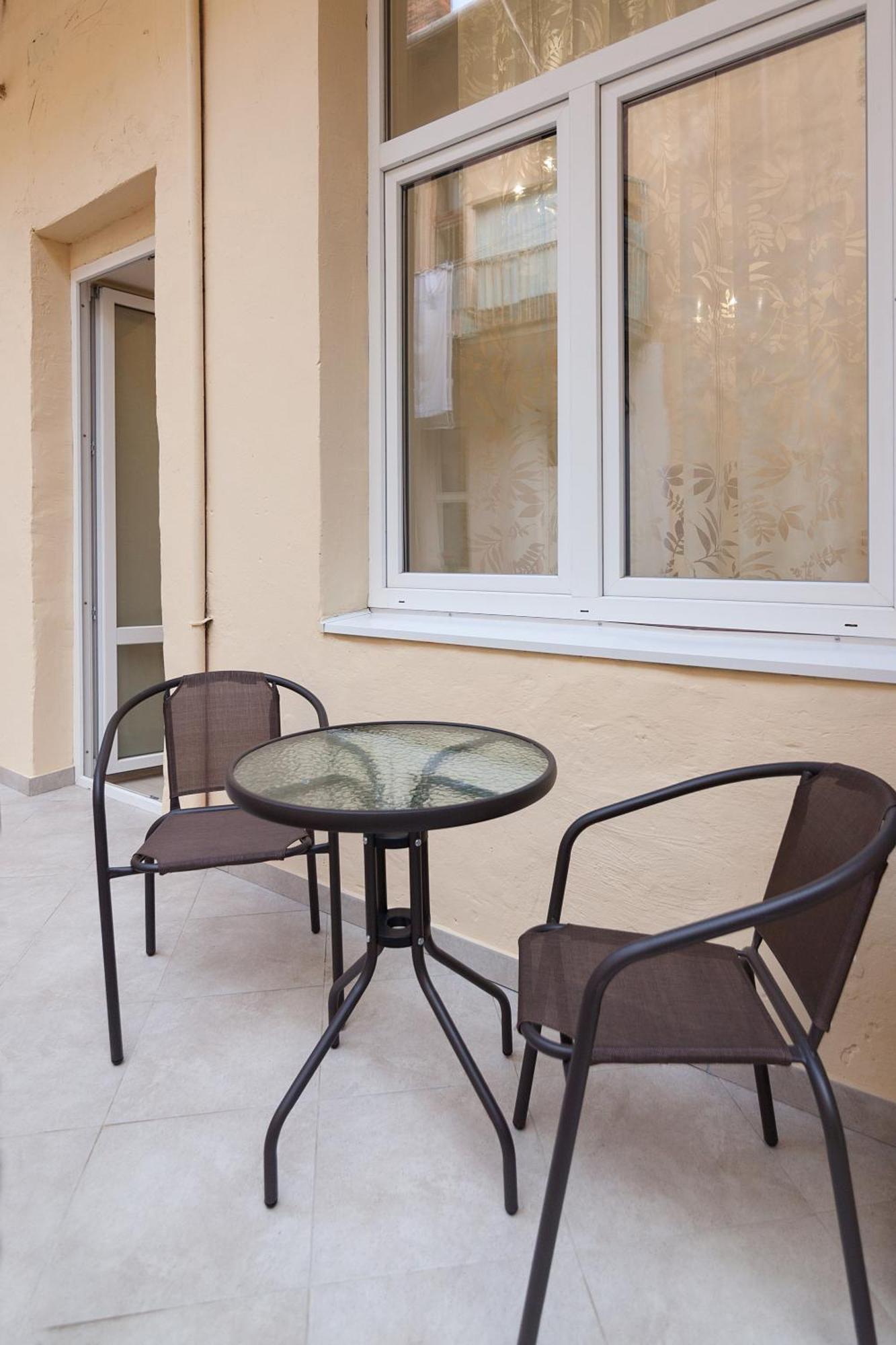 Royal Apartment On Slovatskogo 8 Lviv Extérieur photo